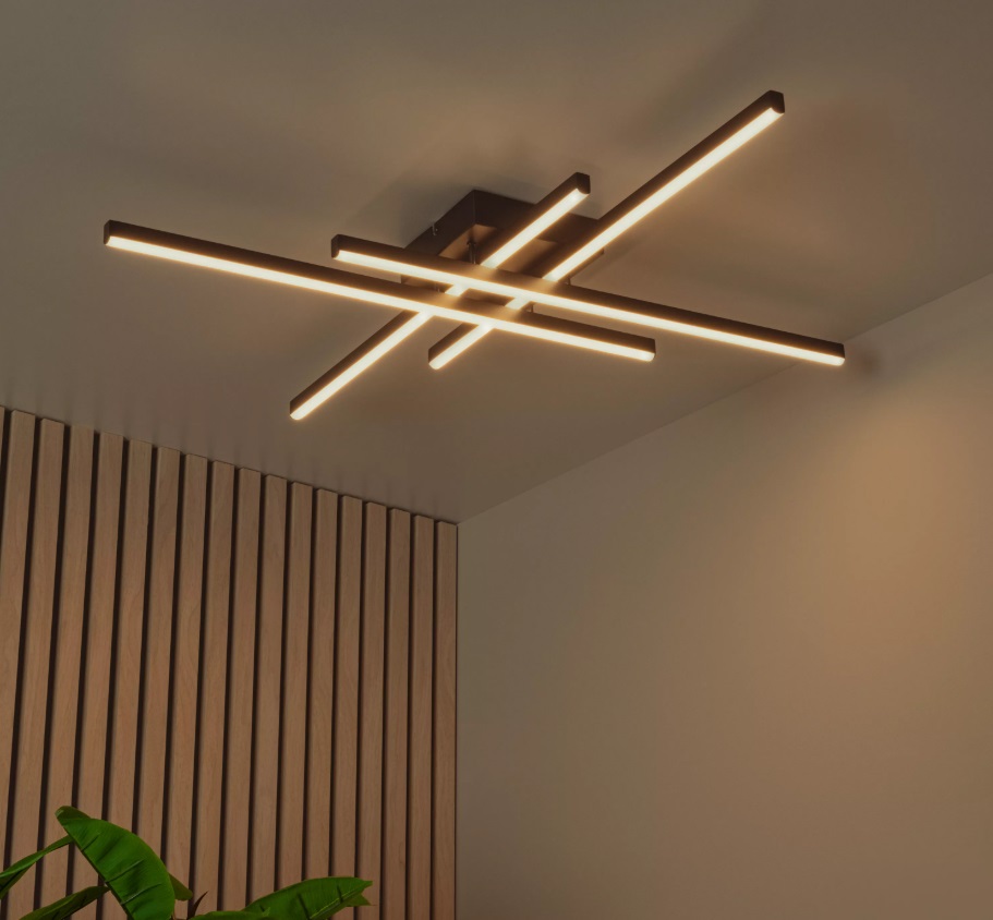 Nowoczesny sufitowy żyrandol LED Novak w kolorze czarnym z możliwością zmiany barwy światła