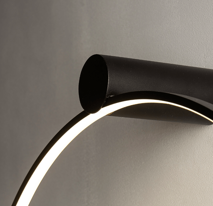 Kinkiet LED Circolo M z czarnym podświetlanym pierścieniem, światło 4000K