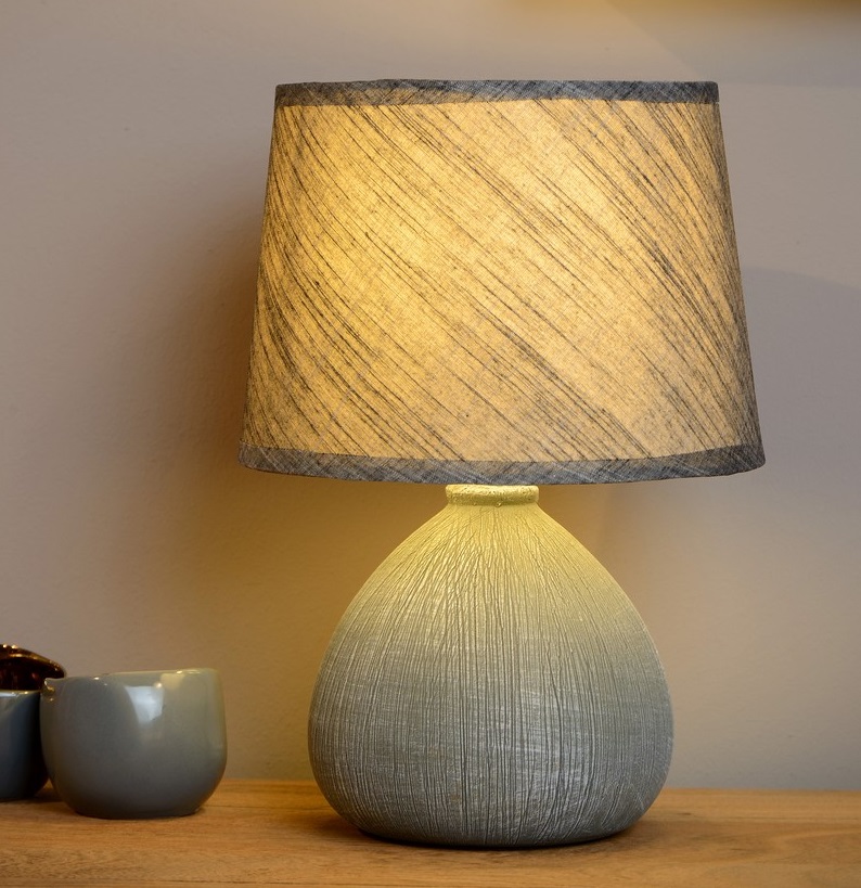 Ceramiczna lampa stołowa Ramzi w kolorze szarym do salonu