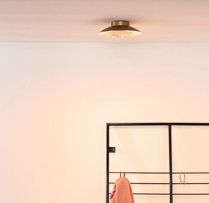 Plafon sufitowy Foskal LED 22 w kolorze złotym z pośrednim światłem