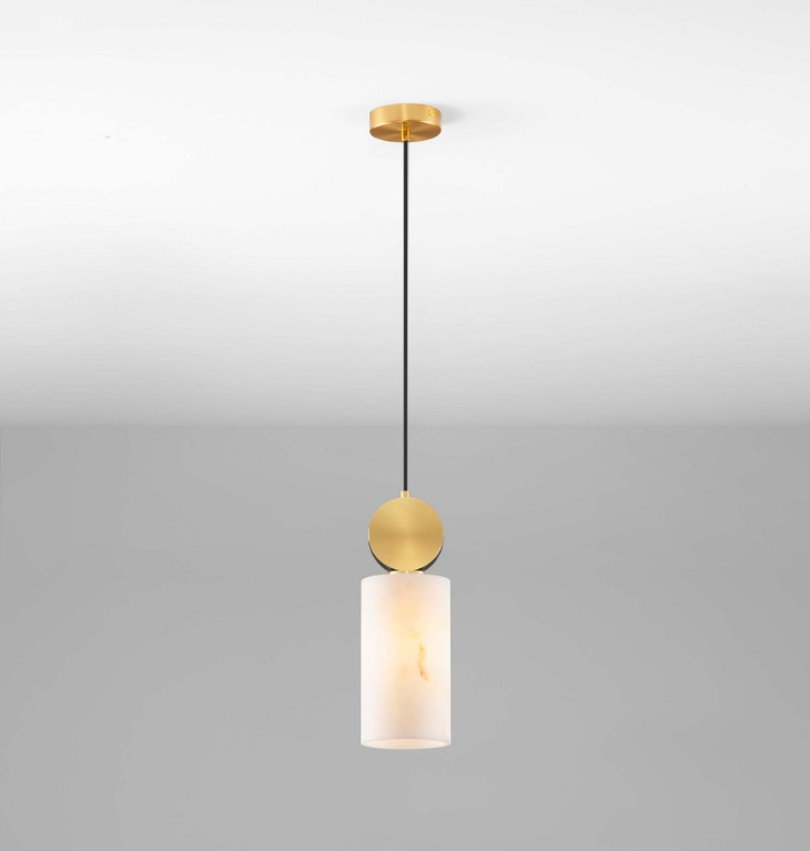 Lampa wisząca Lunalith w kolorze złotym z kloszem z marmurkowego szkła