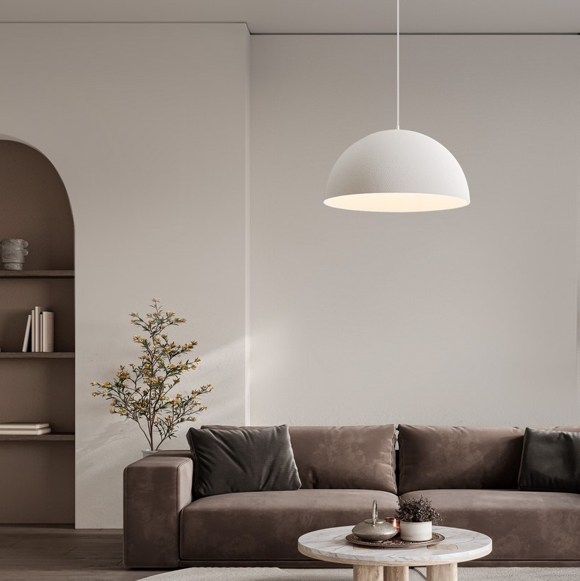 Biała zwieszana lampa Cluora Luce z chropowatą fakturą – idealna nad stół