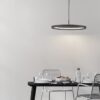 Lampa wisząca LED Neru w kolorze czarnym – płaski model nad stół