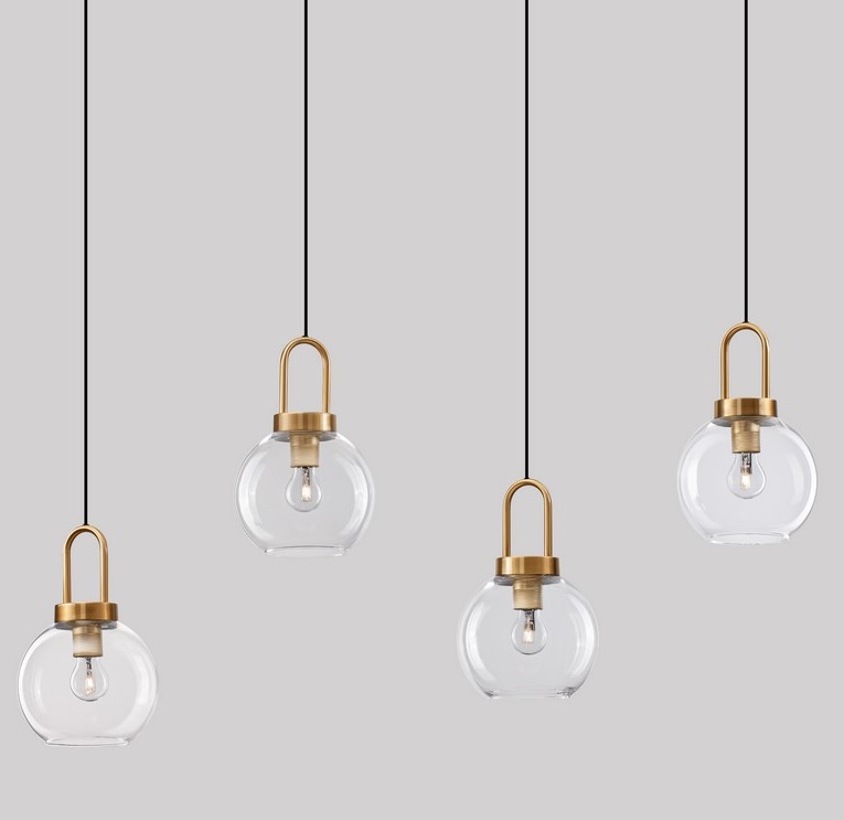 Lampa wisząca Quina 4 z klasycznymi szklanymi kloszami do oświetlenia stołu