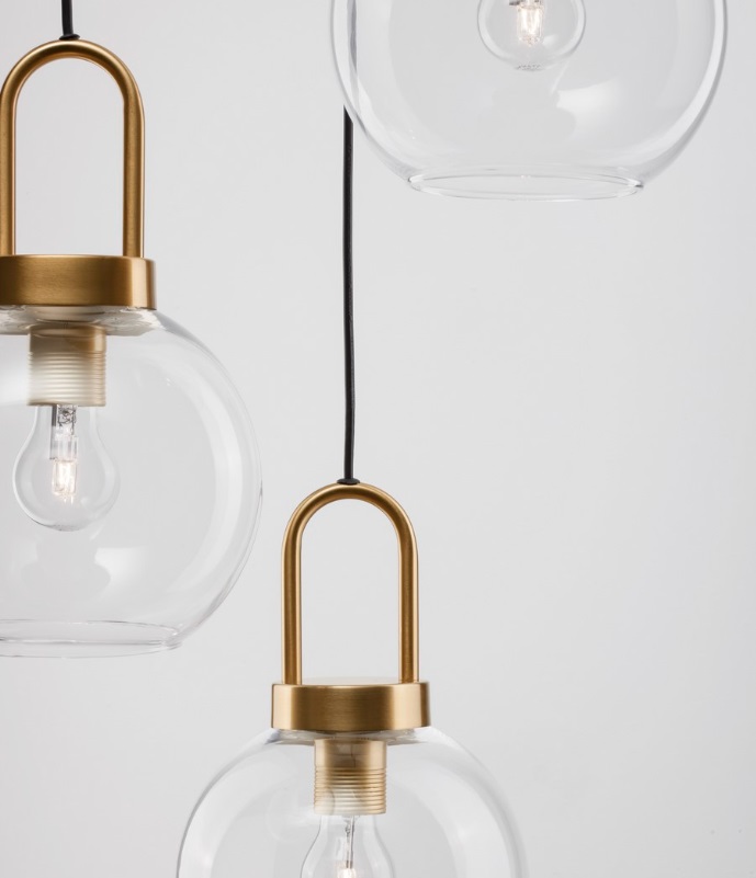 Klasyczna lampa wisząca Quina 3 z szklanymi kloszami