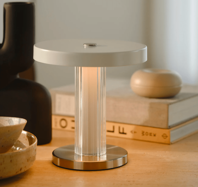 Lampka nocna LED Trezzi w nowoczesnym stylu – przenośna ze ściemniaczem