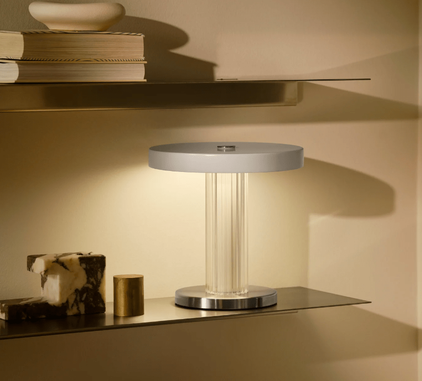 Lampka nocna LED Trezzi w nowoczesnym stylu – przenośna ze ściemniaczem