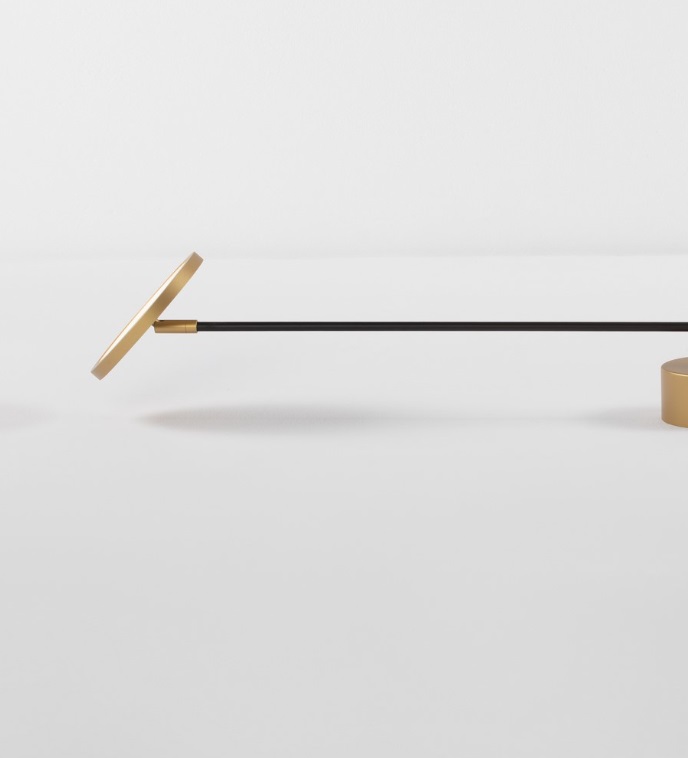 Kinkiet LED Vialto w nowoczesnym stylu, czarno-złoty z regulowanymi dyskami