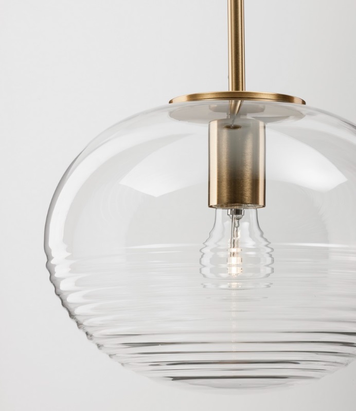 Wisząca lampa Quina 28 ze szkła w kolorze klasycznego złota