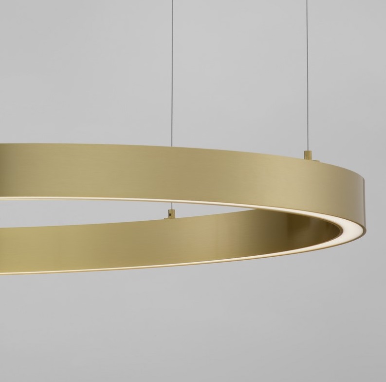 Elegancka lampa sufitowa LED Tovia 80 w złotym wykończeniu – okrągły pierścień świetlny