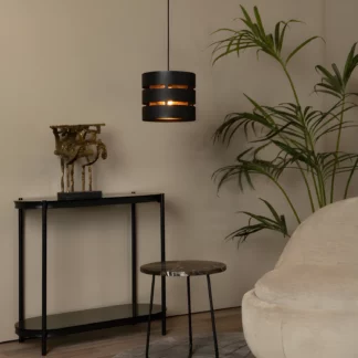 Wisząca lampa Rosas w czarno-złotym wykończeniu o dekoracyjnym charakterze