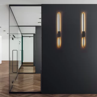 Kinkiet LED Flash w kolorze czarnym – efektowne oświetlenie dekoracyjne