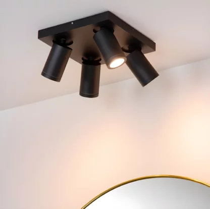 Nowoczesna lampa sufitowa Taylor 4 w czarnym kolorze z klasą szczelności IP44 do łazienki