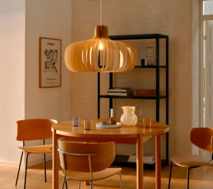 Wisząca lampa Hazo 65 cm z drewna w stylu skandynawskim