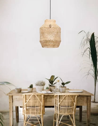 Lampa wisząca Nayora 35 z bambusa w stylu boho – idealna nad stół