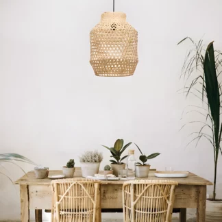 Lampa wisząca Nayora 35 z bambusa w stylu boho do zawieszenia nad stołem