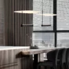Designerska lampa wisząca Sfumato 45 z odbitym światłem nad stół