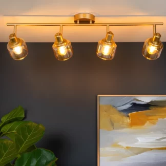 Lampa Bjorn 4 ze szkła na złotej listwie – idealna do sypialni