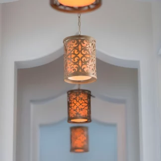 Lampa wisząca Carabel - kolor beżowy - HK/CARABEL/P/A