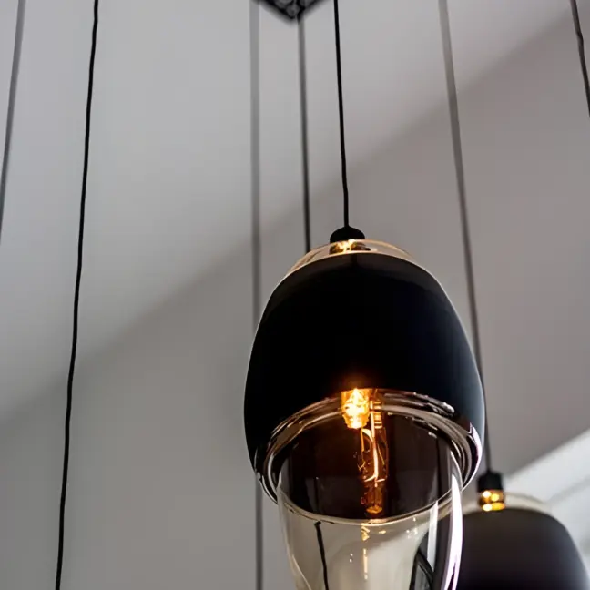 Czarna lampa wisząca Ariel Long - ozdobna do salonu nad stół