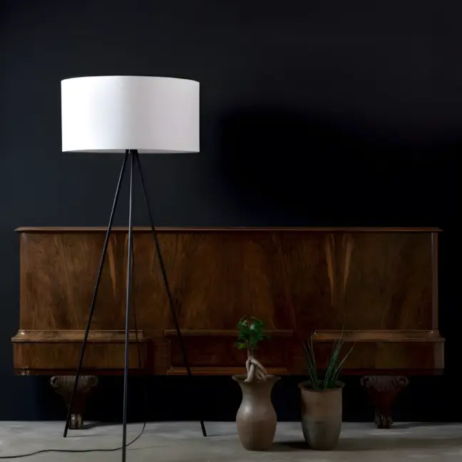 Lampa podłogowa Simple - kolor biały - LGH0521