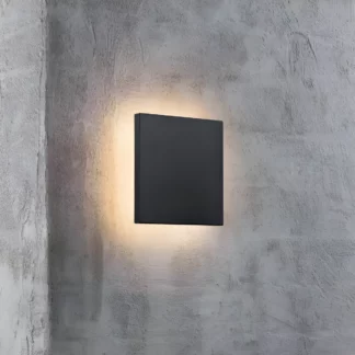 Kinkiet Artego Square jako oświetlenie balkonu