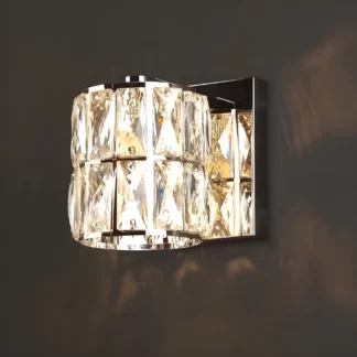 Kinkiet Diamante do pięknej sypialni