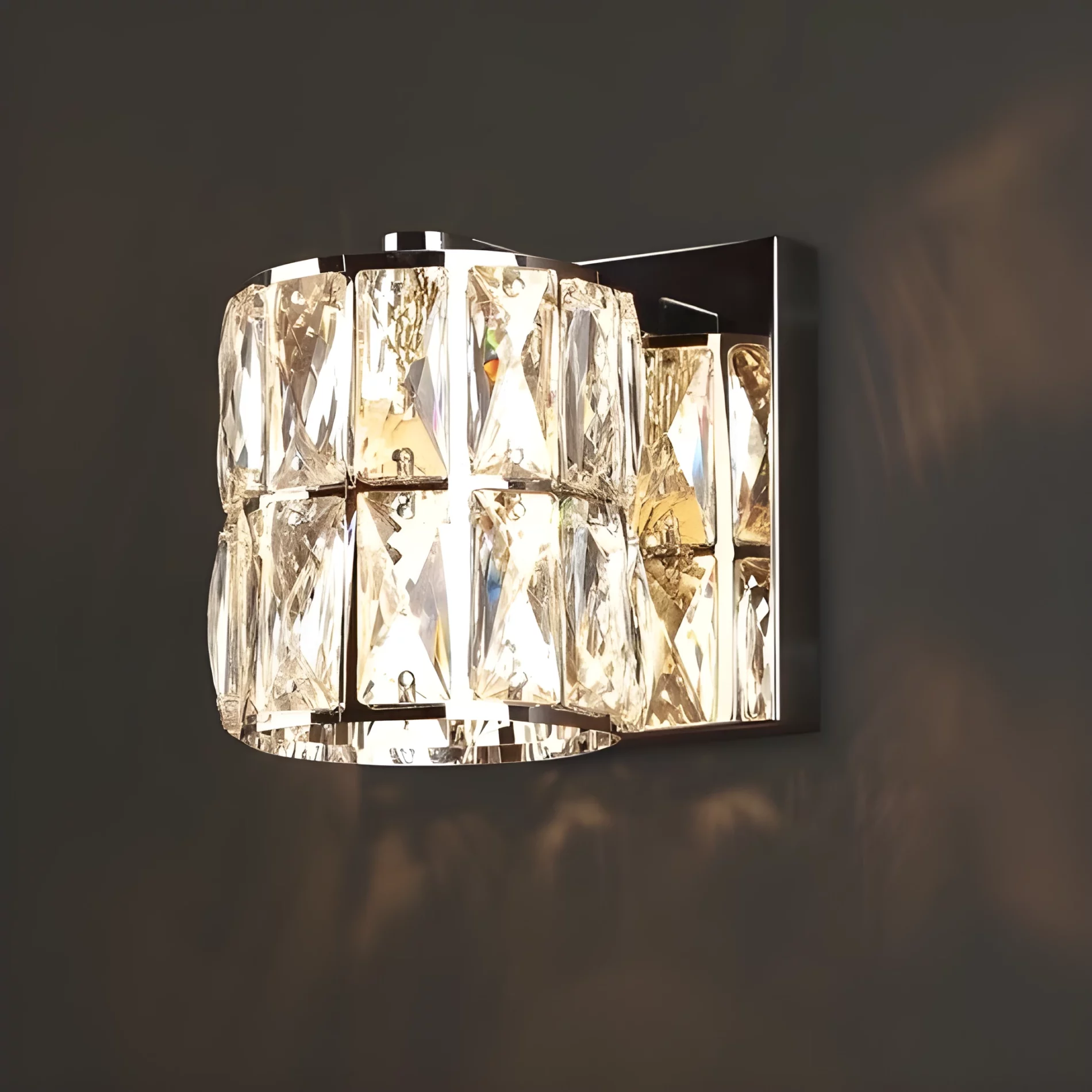 Kinkiet Diamante do pięknej sypialni