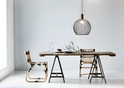 Metalowa lampa wisząca nad stół w kuchni Aver 50 - czarna