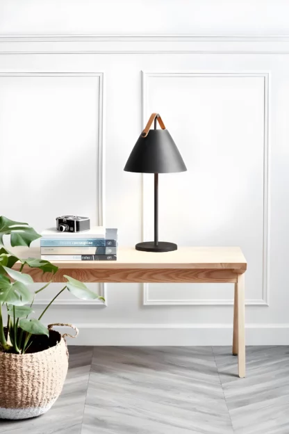 Lampa stołowa Strap  - kolor Czarny - 46205003