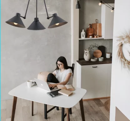 Lampa sufitowa Altea nad biurko w gabinecie