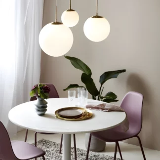 Lampa wisząca Grant 15 nad stolik kawowy w salonie