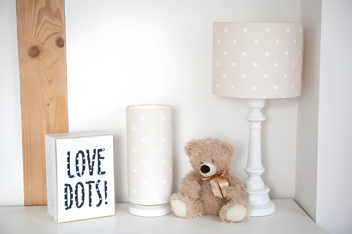 Lampa stołowa Lovely Dots - kolor beżowy - LOVELY DOTS BEIGE TB