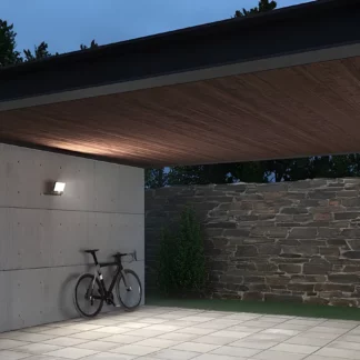 Naświetlacz XLED One XL Sensor na elewację