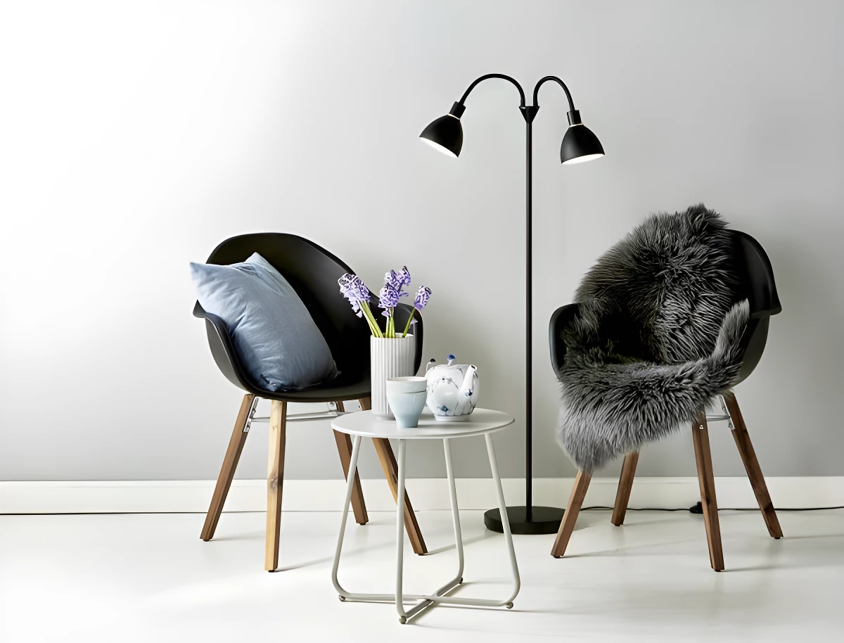 Lampa podłogowa Ray - kolor Czarny - 63224003