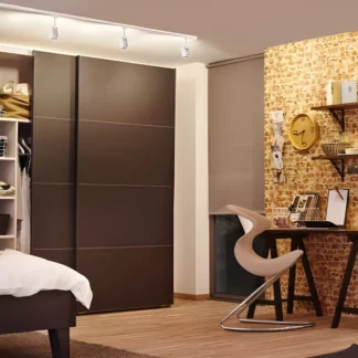 Spot Pedal do dużej garderoby