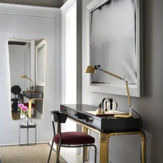 Złota lampa biurkowa Tolomeo Micro Tavolo - do sypialni dla dziecka