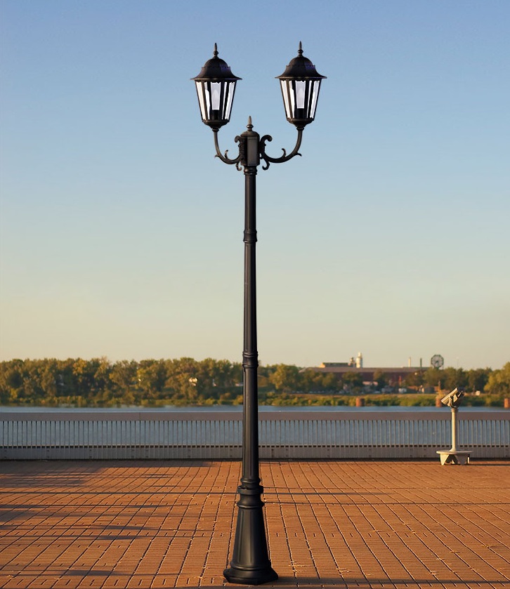 Latarnia ogrodowa Lozana z dwoma kloszami E27 – 243 cm IP44