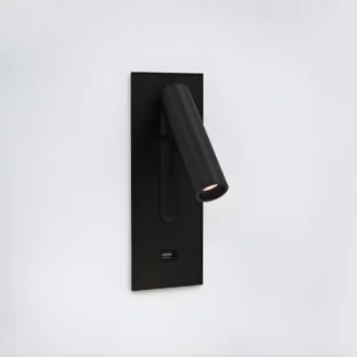 Kinkiet Fuse 3 w kolorze czarnym z oświetleniem LED i portem USB
