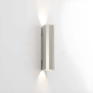 Matowy srebrny kinkiet Hashira 300