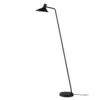 Czarna lampa podłogowa Darci od DFTP z regulowanym kloszem