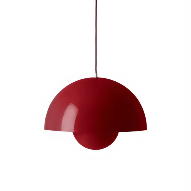Wisząca lampa Flowerpot VP2 w kolorze Vermillion Red o średnicy 50 cm