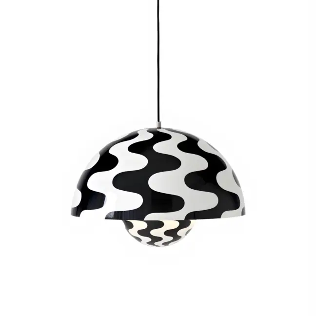 Stylowa lampa wisząca Flowerpot VP2 w czarnobiałym wzorze o średnicy 50 cm