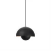 Mała, wisząca lampa Flowerpot VP1 o średnicy 23 cm w matowym czarnym kolorze