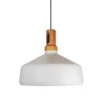 Wisząca lampa Nordic Woody o szerokim kloszu i średnicy 35 cm