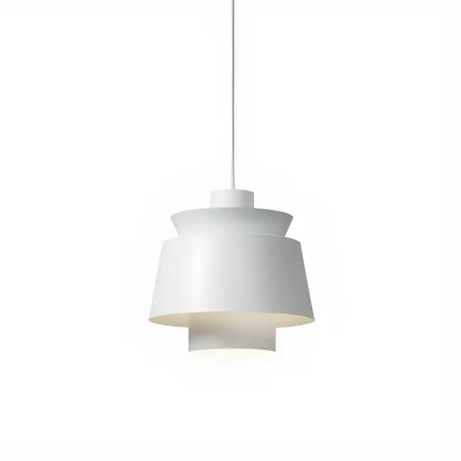Wisząca lampa Utzon JU1 z białym kloszem