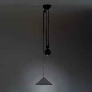 Szara lampa wisząca Aggregato Saliscendi Cone S z przeciwwagą