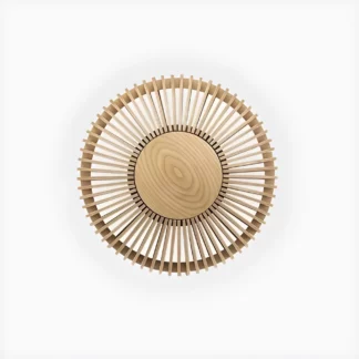 Ażurowy drewniany kinkiet Clava Up Wood S w kolorze dębu