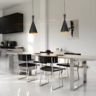 Czarna lampa wisząca nad stół do jadalni Garda