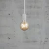 Białe porcelanowe zawieszenie Hang o dekoracyjnym charakterze